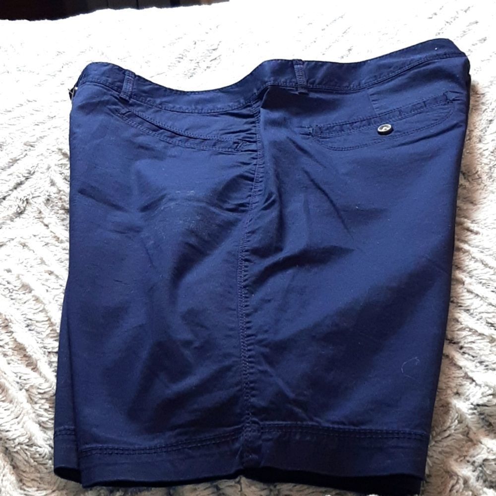 DOCKERS Woman's BLUE Shorts sz 14 cotton casual